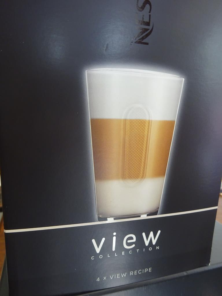 Zeemeeuw verkoper hout Goed Gevonden - Nespresso: 4 View glazen met lepels in doos